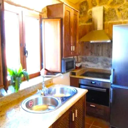 A Casa Do Aloumino Da Auga Mondariz Vt-po-00148 Y Prexigueiro Obsequio Entrada Por Persona A Circuito Termal