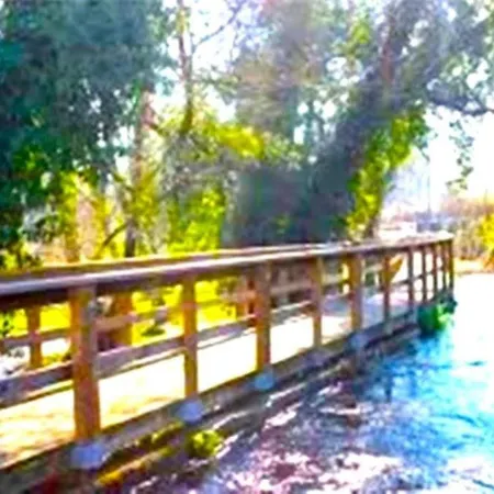 Semesterbostad A Casa Do Aloumino Da Auga Mondariz Vt-po-00148 Y Prexigueiro Obsequio Entrada Por Persona A Circuito Termal San Felix (Pontevedra)