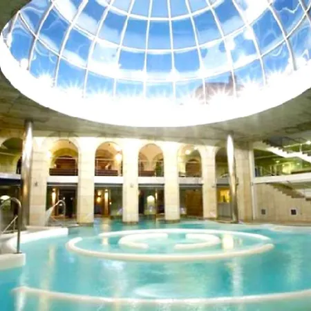 A Casa Do Aloumino Da Auga Mondariz Vt-po-00148 Y Prexigueiro Obsequio Entrada Por Persona A Circuito Termal * Лоугарес