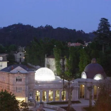 A Casa Do Aloumino Da Auga Mondariz Vt-po-00148 Y Prexigueiro Obsequio Entrada Por Persona A Circuito Termal