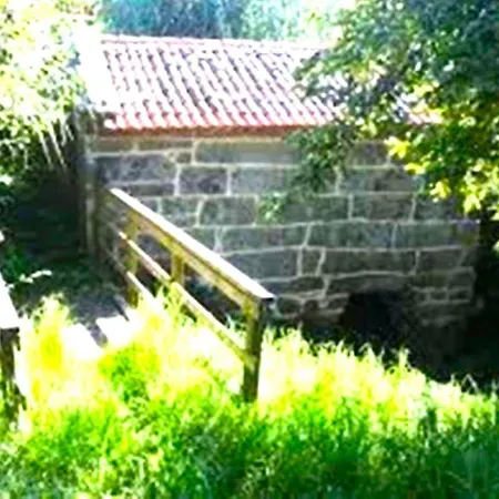 A Casa Do Aloumino Da Auga Mondariz Vt-po-00148 Y Prexigueiro Obsequio Entrada Por Persona A Circuito Termal Dom wakacyjny San Felix (Pontevedra)