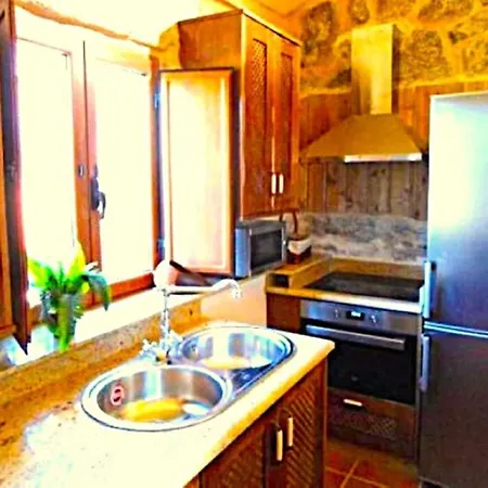 Дом отдыха A Casa Do Aloumino Da Auga Mondariz Vt-po-00148 Y Prexigueiro Obsequio Entrada Por Persona A Circuito Termal